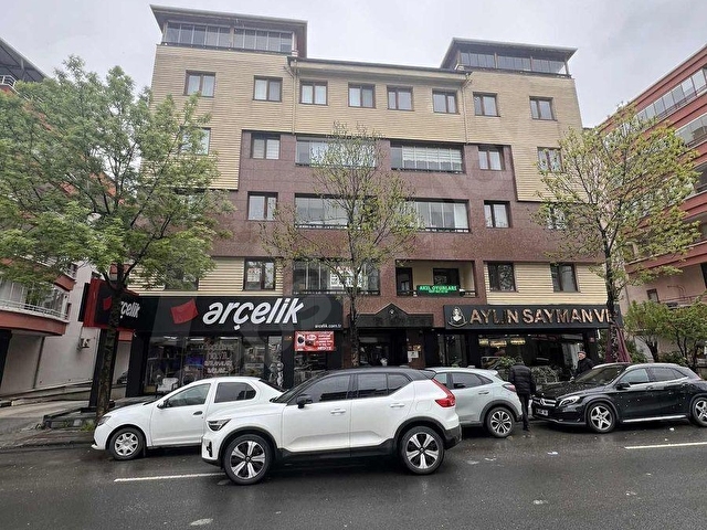 CEVİZLİDERE CADDESİ ÜZERİNDE SATILIK 3+1 ÖN CEPHE DAİRE