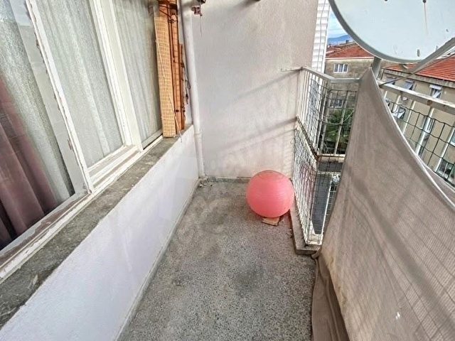 ATA CADDESİNDE ARKA CEPHELİ 3+1 ARAKAT 125 M2 DAİRE - Görsel 14
