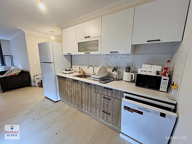 HACIMURATLIDA 460 M² BAHÇELİ,ŞÖMİNELİ EŞYALI 2+1 80M2 MÜSTAKİL