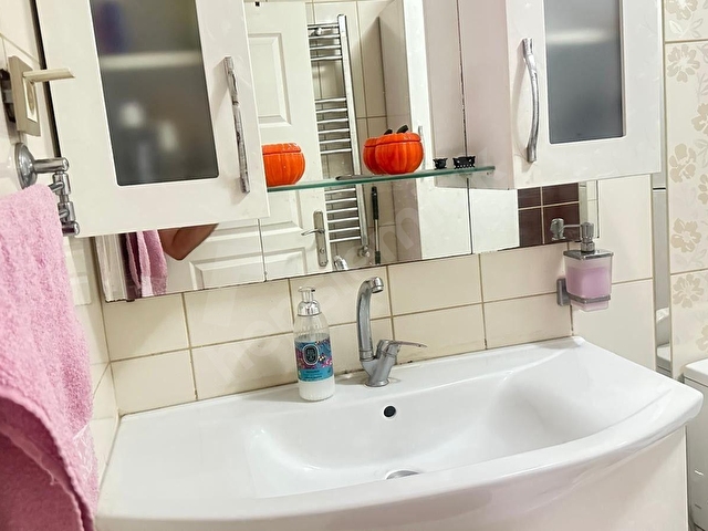BATIKENT KARACILAR SİTESİNDE FULL YAPILI ARA KAT KOMBİLİ DAİRE - Görsel 17