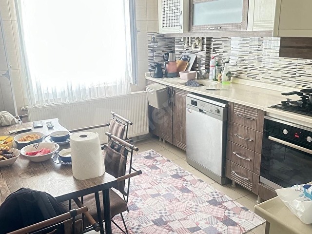 BATIKENT KARACILAR SİTESİNDE FULL YAPILI ARA KAT KOMBİLİ DAİRE - Görsel 8