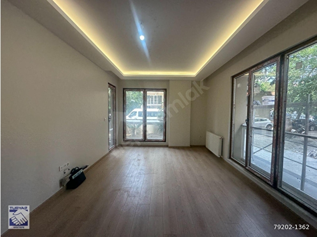 TURYAP GÖZTEPEDEN MERDİVENKÖYDE YEŞİL ENERJİLİ 2+1 SATILIK DAİRE - Görsel 3