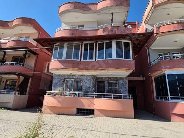ARSUZ GÖZCÜLER MAHALLESİNDE ÇARŞI İÇİNDE SATILIK DAİRE