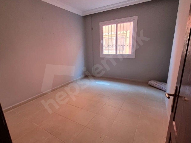 ARSUZ GÖZCÜLER MAHALLESİNDE ÇARŞI İÇİNDE SATILIK DAİRE - Görsel 6