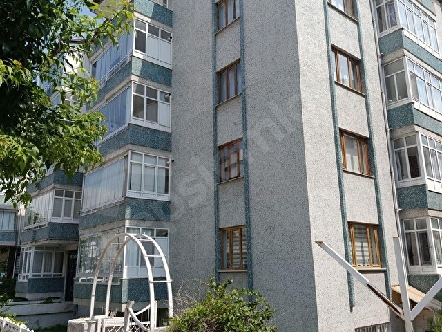 TANIDIK EMLAKÇI SELÇUK MAH. MÜKEMMEL KONUMDA 2+1 DAİRE SATIYOR