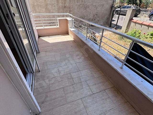 ÜMİT EMLAK KİRALIK - 3+1 YÜKSEK GİRİŞ GİRİŞ DENİZE 20 METRE MESAFEDE - Görsel 7