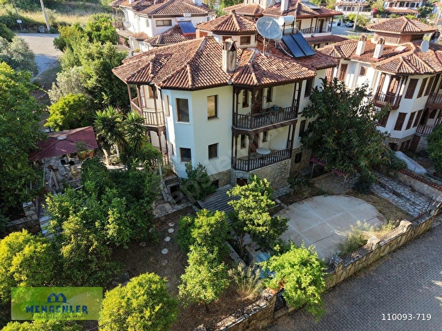 Muğla azmak nehrine sıfır 561 m2 arsa içinde havuzlu 5+3 villa