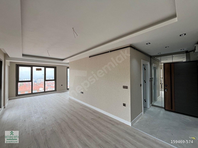 ALAÇATIDAN İLKER CADDESİNDE TERASLI MODERN FIRSAT 3+1 DUBLEKS - Görsel 22