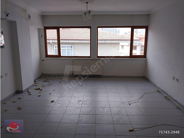 YASİN EMLAKTAN BALGAT ZİYABEY CADDESİNDE 1+1 KATTA-OFİS