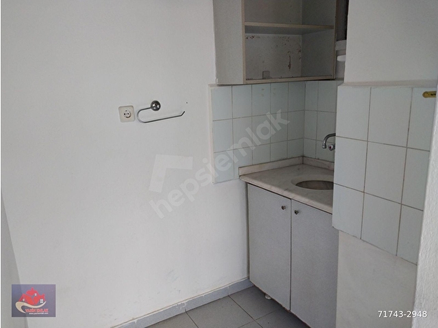 YASİN EMLAKTAN BALGAT ZİYABEY CADDESİNDE 1+1 KATTA-OFİS - Görsel 9