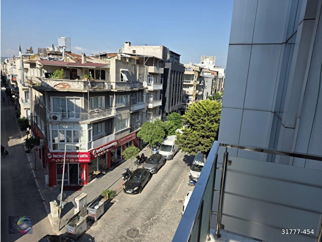 KAHRAMANLARDA FUARA YAKIN  MERKEZİ YERDE DOĞALGAZLI 3+1 - Görsel 2