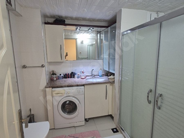Alsancak özel sağlık hastanesi sokağı 3+1 2.kat otoparklı daire - Görsel 5