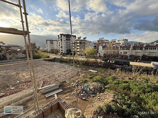 KUM MAHALLESİNDE DENİZE 300 M SATILIK LÜKS 1+1 DAİRE - Görsel 11
