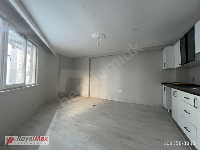 ROYALMAXDAN ANA CADDE METRO YAKINI 1+165 M² AMERİKAN MUTFAK - Görsel 3