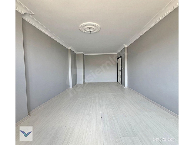 BEYLİKDÜZÜNDE MERKEZİ KONUMDA 4+2 DUBLEKS SATILIK DAİRE - Görsel 10