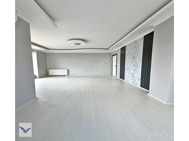 BEYLİKDÜZÜNDE MERKEZİ KONUMDA 4+2 DUBLEKS SATILIK DAİRE - Görsel 6