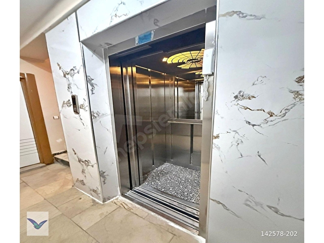 BEYLİKDÜZÜNDE MERKEZİ KONUMDA 4+2 DUBLEKS SATILIK DAİRE - Görsel 14
