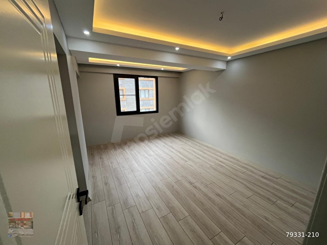 İNCİRLİOVA SANDIKLIDA KÖŞE BAŞI ARA KAT FERAH 4+1 DAİRE - Görsel 10