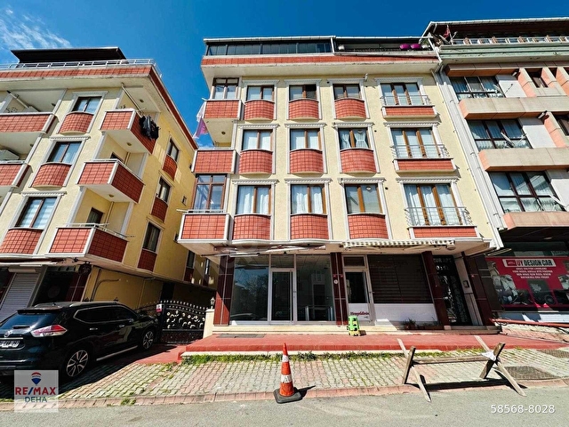 ÇEKMEKÖY HAMİDİYE MAHALLESİNDE KİRALIK DEPOLU DÜKKAN - Görsel 2