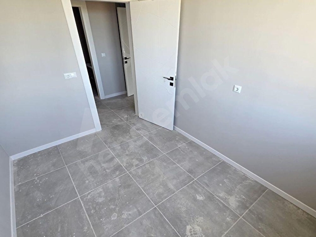 ÇELTEK MH KALE VE OTOGAR YAKINI GÜNEY CEPHE ARAKAT FIRSAT DAİRE - Görsel 5