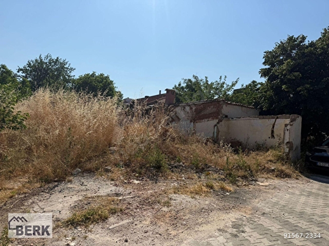 BERK EMLAKTAN MENDERES MERKEZDE 170 MT SATILIK ARSA - Görsel 6