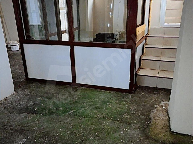 Yücelen Emlaktan Bahçe Katı Kiralık Dükkan 140m² - Görsel 7
