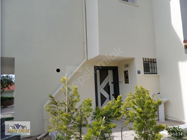 KUŞADASI BAYRAKLIDEDE MAH. DE MANZARALI ÖNÜ AÇIK SATILIK 3+1 VİLLA - Görsel 2