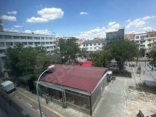 Uşak,Merkez,Tiritoğlu parkı karşısında,Şehir Merkezi 2+1 110m2 - Görsel 21