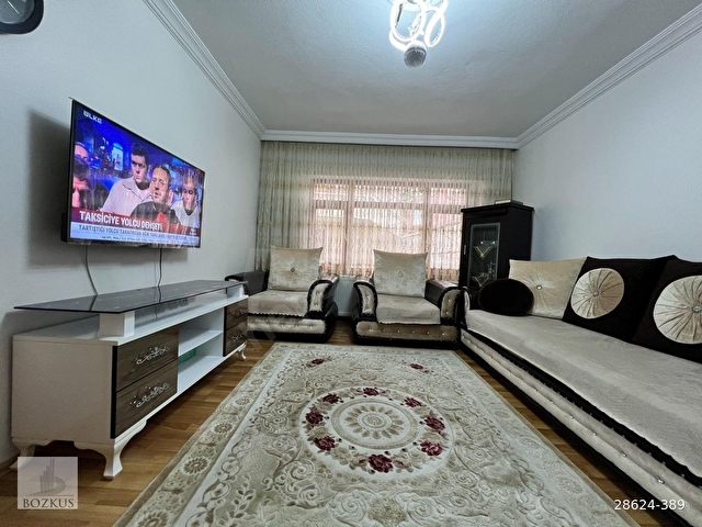 BOZKUŞ EMLAKTAN FATİH MAHALLESİNDE BAHÇE KAT 3+1 KAT KONUMUNDA