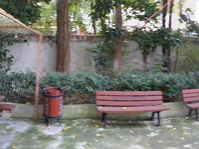 ECEM EMLAKTAN HACIKADIN CADDESİNDE 80 M2 BAHÇE KATI - Görsel 4