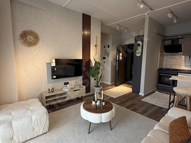 KÖRFEZDE ÖZENLE DİZAYN EDİLMİŞ FUL EŞYALI SATILIK LÜKS 1+1 DAİRE - Görsel 5