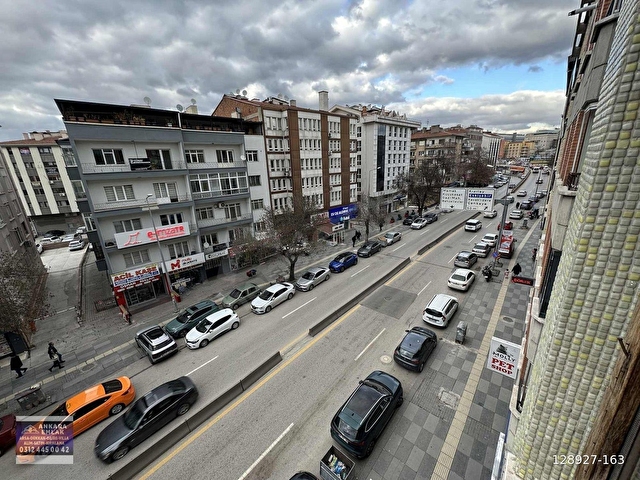 ANKARA EMLAKTAN STRAZBURG CADDESİNDE 3.KAT 2+1 KİRALIK OFİS