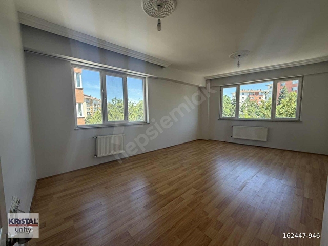 KR UNİTY CADDE ÜZERİ ASANSÖRLÜ ARAKAT SATILIK 3+1 DAİRE