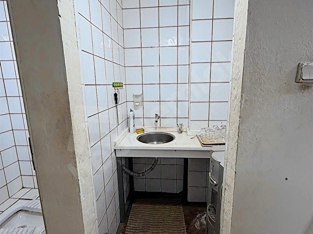 GÜNGÖREN SANAYİDE 250m2 GİRİŞ MAĞAZA İMALATHANE DEPO - Görsel 4