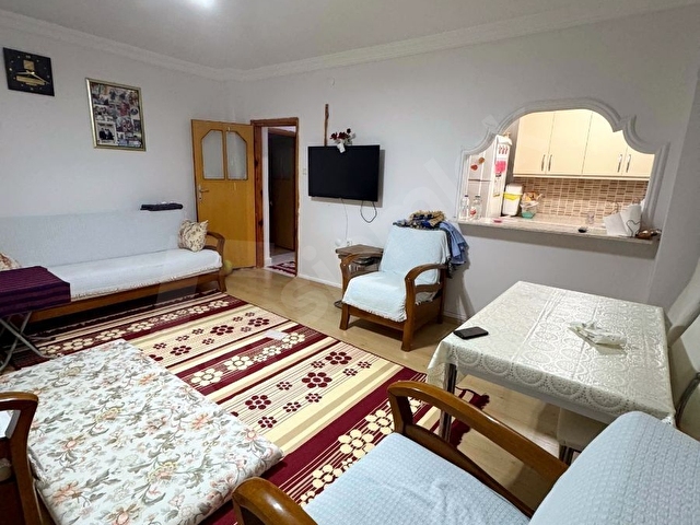 AŞAĞI ALATADA 3+1 BAĞIMSIZ MUTFAK 180 METRE DAİRE