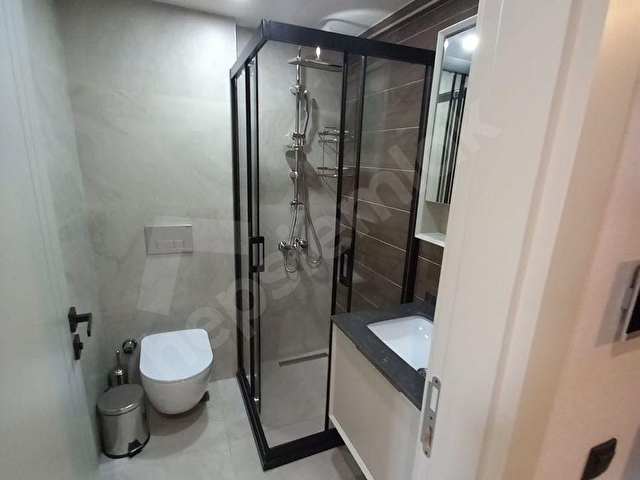 GOP, BEYAZ ZAMBAKLAR SK, YENİ BİNADA, MODERN TASARIMLI, MÖBLELİ, KOMBİLİ, KATTA, 1+1 45 000TL - Görsel 25
