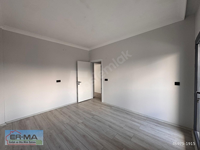SALİHLİ KURTULUŞTA SATILIK ÖZEL OTOPARKLI-DOĞALGAZLI 3+1 DAİRE - Görsel 5