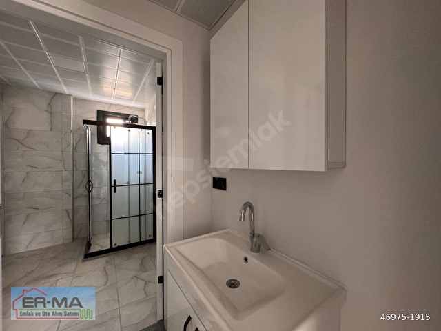 SALİHLİ KURTULUŞTA SATILIK ÖZEL OTOPARKLI-DOĞALGAZLI 3+1 DAİRE - Görsel 12