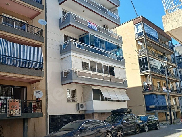 KARŞIYAKA YALI DA 3+1 KİRALIK DAİRE - Görsel 2