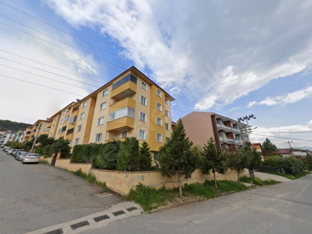 Pamukova Merkezde Modern Ekşioğlu Apartmanında Geniş 3+1 Satılık Daire - Görsel 2