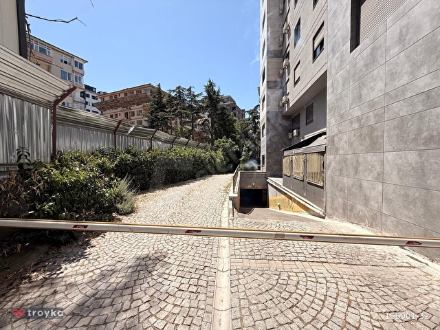 KADIKÖY ERENKÖY MERKEZİ KONUMDA GENİŞ 3+1 BALKONLU SATILIK DAİRE TROYKADAN - Görsel 24
