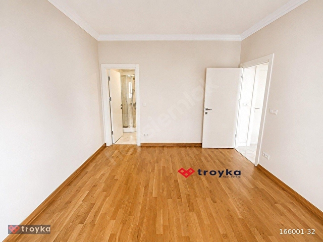 KADIKÖY ERENKÖY MERKEZİ KONUMDA GENİŞ 3+1 BALKONLU SATILIK DAİRE TROYKADAN - Görsel 13