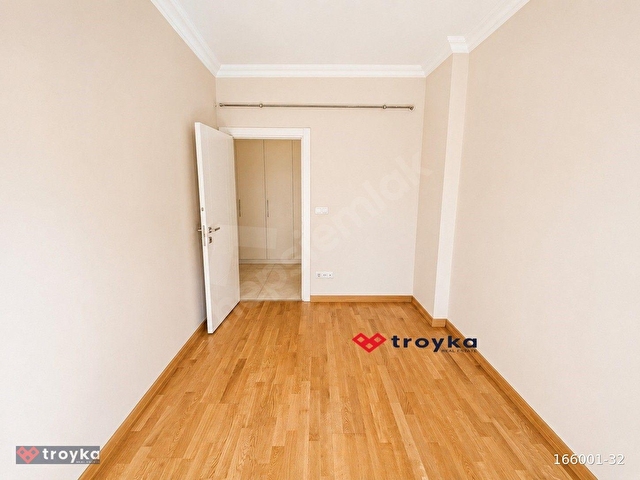 KADIKÖY ERENKÖY MERKEZİ KONUMDA GENİŞ 3+1 BALKONLU SATILIK DAİRE TROYKADAN - Görsel 10