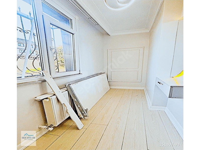 METROBÜSE YAKIN GÜZEL KİRA GETİRİLİ BAHÇE KATI DAİRE - Görsel 3