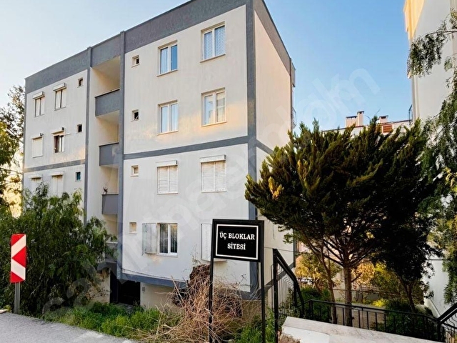 Kuşadası’nda Satılık Acil 2+1 deniz Manzaralı - Görsel 4
