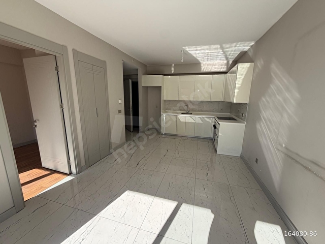EVSELLDEN SİNPAŞ METROLIFE SİTESİNDE KİRALIK 1+1 DAİRE - Görsel 5