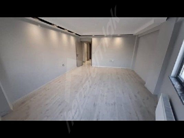 Esentepe mahallesi 100.yıl okulu karşısı köşe başı giriş kat 86m2 ferah lüx yapılı 2+1 daie çft vc - Görsel 5