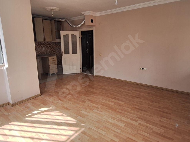 YENİMAHALLEDE SATILIK 2+1 GİRİŞ - Görsel 5