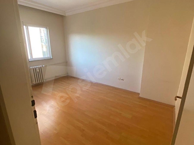 KURTKÖY HİLAL KONUTLARINDA TEMİZ 2+1 KİRALIK DAİRE - Görsel 6