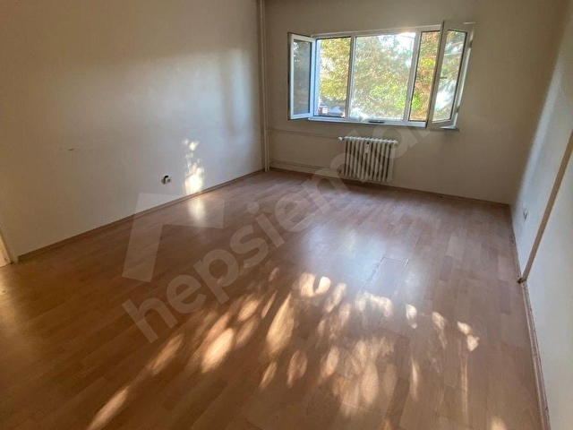 KURTKÖY HİLAL KONUTLARINDA TEMİZ 2+1 KİRALIK DAİRE - Görsel 2
